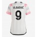Billige Juventus Dusan Vlahovic #9 Udebane Fodboldtrøjer Dame 2023-24 Kortærmet